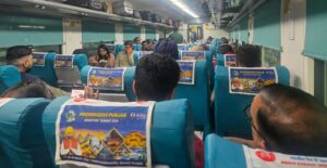 Amritsar - New Delhi Superfast (2 AC Coaches, 156 Head Rest) (14679/14680)